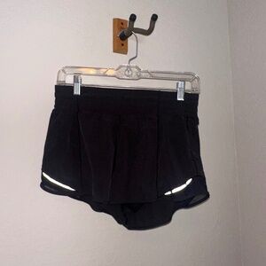 Lululemon Hotty Hot High-Rise Lined Shorts 2.5” Black